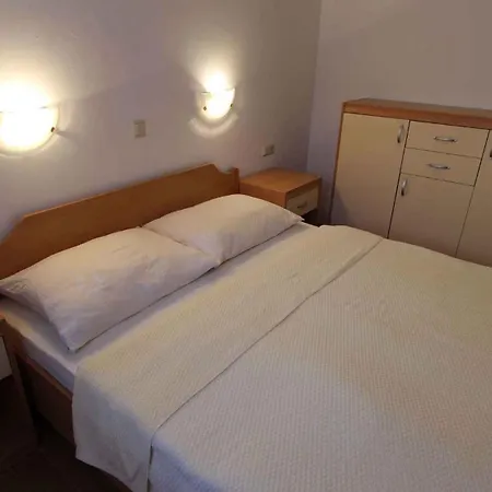 Apartment Malinska, Primorje-gorski Kotar 20 *