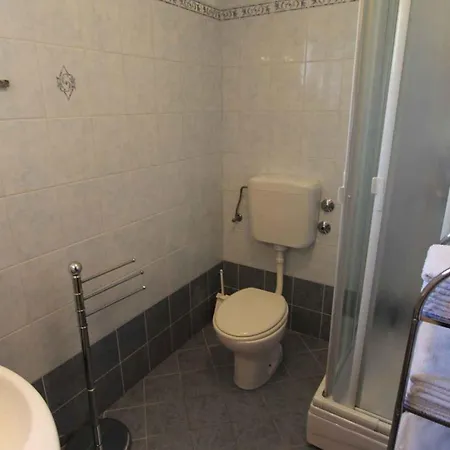 Malinska, Primorje-gorski Kotar 20 Apartment