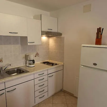 Malinska, Primorje-gorski Kotar 20 Apartment